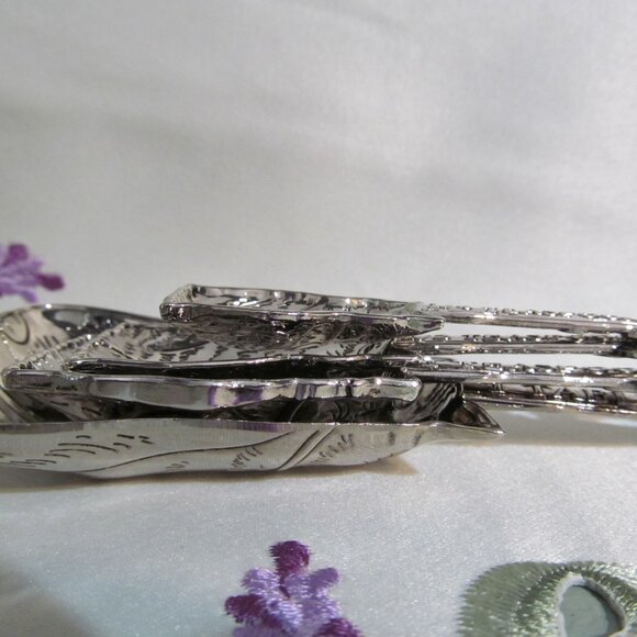 Ganz 4 Piece Metal Measuring Spoon Set Cats New in Box - Picture 11 of 14